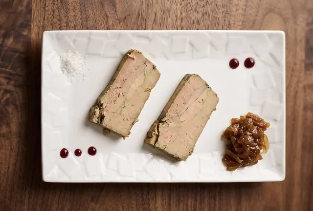 Foie gras de canard mi-cuit maison
